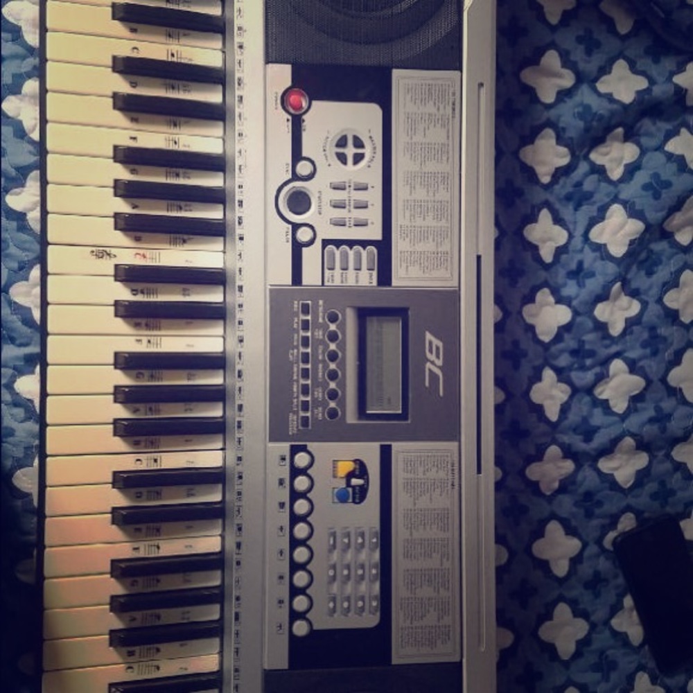 Piano keyboard